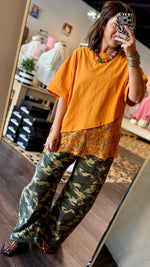 Load image into Gallery viewer, Lace Asymmetrical Tee
