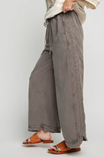 Load image into Gallery viewer, Easel Mineral Washed Twill Pants
