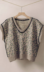 Load image into Gallery viewer, Urban Daizy ~ Leopard Crochet Trim Sweater Vest
