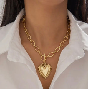 Spiked Heart Chunky Chain Toggle Necklace