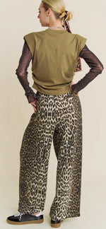 Load image into Gallery viewer, DAVI &amp; DANI• Tie Waist Leopard Printed Straight Pants
