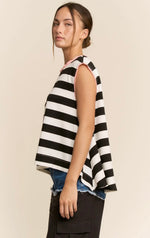 Load image into Gallery viewer, Davi &amp; Dani Oversized Swing Top

