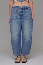 Load image into Gallery viewer, Hidden 27” Inseam Cropped Barrel Fit Carpenter Denim
