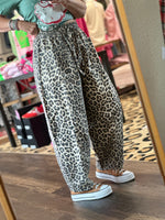 Load image into Gallery viewer, Very J Elastic Waist Leopard Barrel Pants
