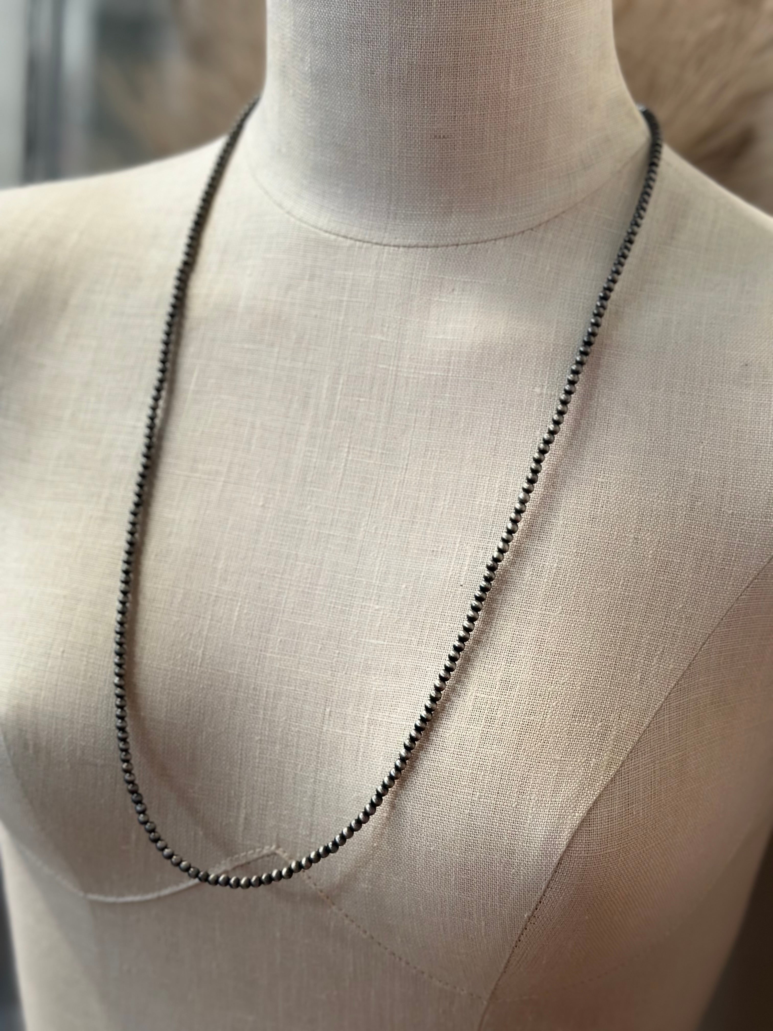 Navejo Pearl 18" Strand Necklace