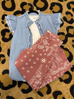 Load image into Gallery viewer, Casual Button Ruffled Trim
Frayed Denim Top
