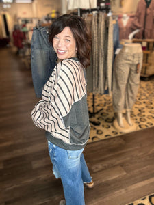 Haptic Striped Oversized Pullover Mocha/Charcoal