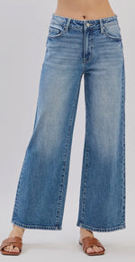 Load image into Gallery viewer, Petra153 ~ Mid Rise Comfort Relaxed
Barrel Wide Leg Jeans
