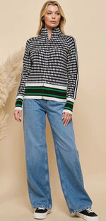 Load image into Gallery viewer, Cezele ~ Zip Up HoundstoothSweater
