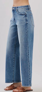 Load image into Gallery viewer, Petra153 ~ Mid Rise Comfort Relaxed
Barrel Wide Leg Jeans
