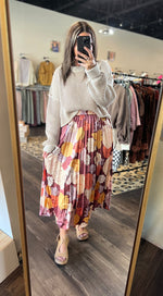 Load image into Gallery viewer, Satin Like Floral Pleated Maxi Skirt
