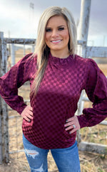 Load image into Gallery viewer, STERLING KREEK MERRY IN CRANBERRY TOP
