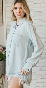 Load image into Gallery viewer, Veveret ~ Tencel Button Down Shirt
