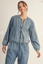 Load image into Gallery viewer, Jodifl Light Weight Jacket
