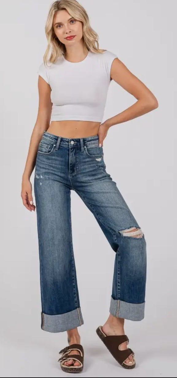 MD High Rise Loose-Straight
W/Double Cuffed Hem Jeans