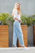 Load image into Gallery viewer, HIGH RISE DISTRESSED SLOUCHY HORSESHOE JEANS
