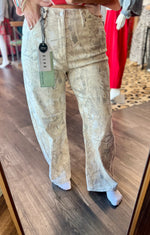 Load image into Gallery viewer, Real Tree Barrel Denim
