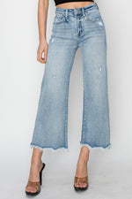 Load image into Gallery viewer, HIGH RISE FRONT PATCH POCKET ANKLE FLARE JEANS
