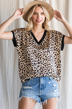 Load image into Gallery viewer, Leopard Print V-neck Top
