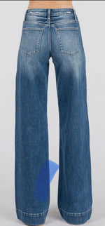 Load image into Gallery viewer, PETRA 153 ~ Mid Rise Stretch Trouser
Wide Leg Jeans
