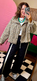 Load image into Gallery viewer, BiBi ~ Leopard Print Lightweight Jacket
