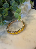 Load image into Gallery viewer, Gold Mini Heart Shape Bracelet
