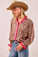 Load image into Gallery viewer, Leopard Top W/Stripe Wavy Trim
