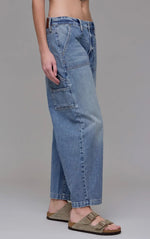 Load image into Gallery viewer, Hidden 27” Inseam Cropped Barrel Fit Carpenter Denim
