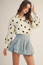 Load image into Gallery viewer, Polka Dot Soft Classic Button Up
