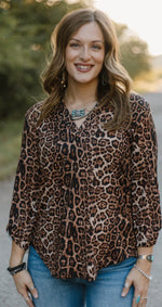 Load image into Gallery viewer, STERLING KREEK ~ RANGE &amp; ROAR TOP
