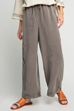 Load image into Gallery viewer, Easel Mineral Washed Twill Pants
