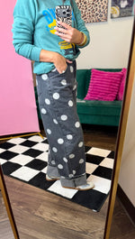Load image into Gallery viewer, Peach Love Black Washed Polka Dot Jeans
