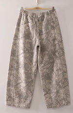 Load image into Gallery viewer, Camo Barrel Denim
