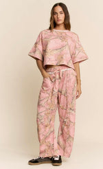 Load image into Gallery viewer, Davi &amp; Dani Pink Real Tree Barrel Lounge
