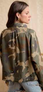 Load image into Gallery viewer, BiBi ~ Camo Lightweight Jacket
