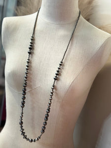Navejo Chunky Pearl 18" Necklace