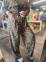 Load image into Gallery viewer, Classic Leopard Barrel Pants
