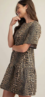 Load image into Gallery viewer, GiGio Leopard Print Dress
