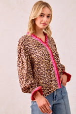 Load image into Gallery viewer, Leopard Top W/Stripe Wavy Trim
