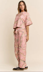 Load image into Gallery viewer, Davi &amp; Dani Pink Real Tree Barrel Lounge
