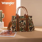Load image into Gallery viewer, Wrangler Conceal &amp; Carry Tote Crossbody
