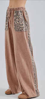 Load image into Gallery viewer, J. Her ~ Mineral-washed Leopard Print Pocket Side Trim Pants

