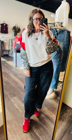 Load image into Gallery viewer, Bibi French Terry With Leopard Sleeves Top
