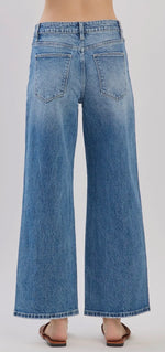 Load image into Gallery viewer, Petra153 ~ Mid Rise Comfort Relaxed
Barrel Wide Leg Jeans
