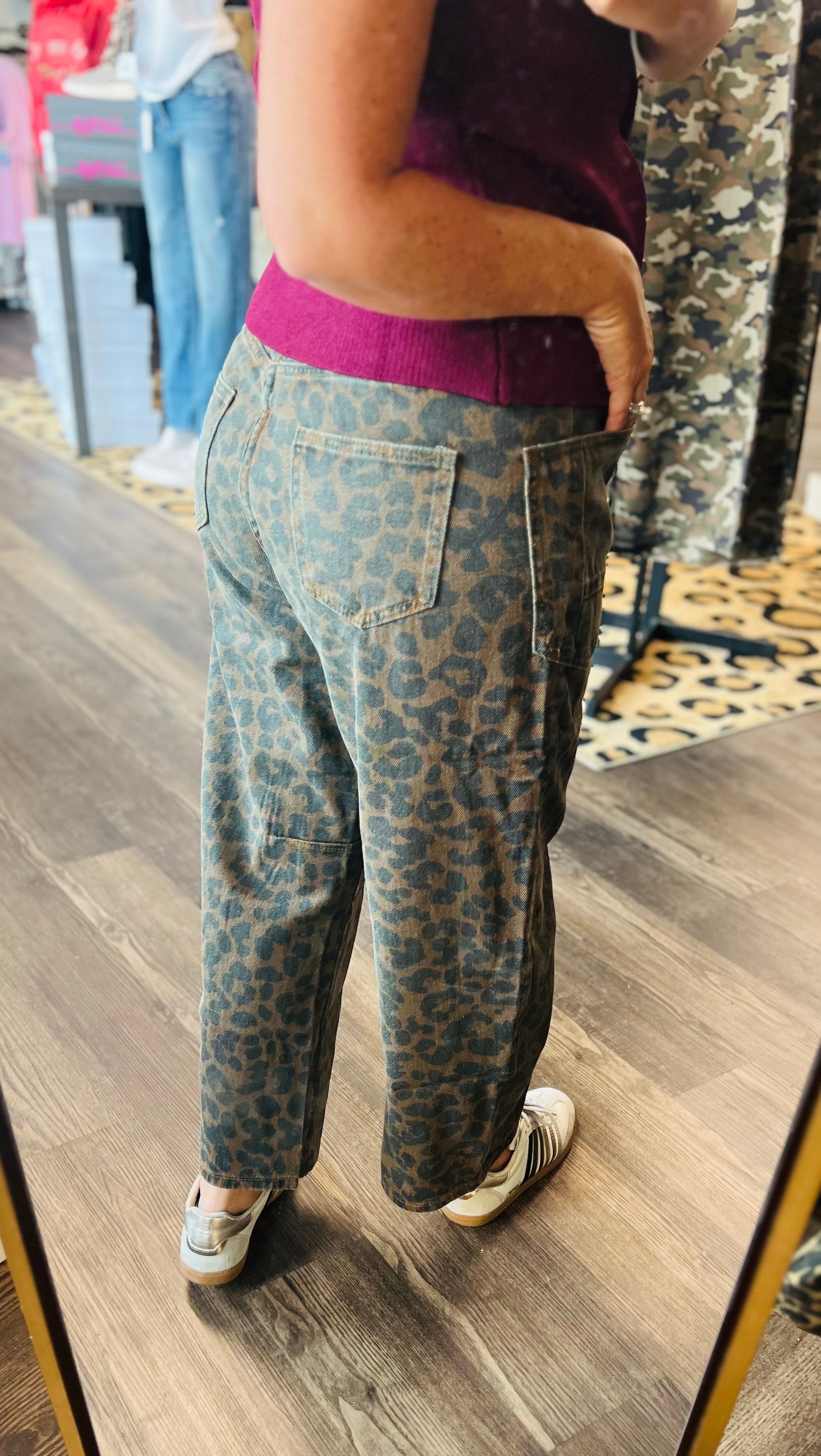 Dark Leopard Barrel Jeans