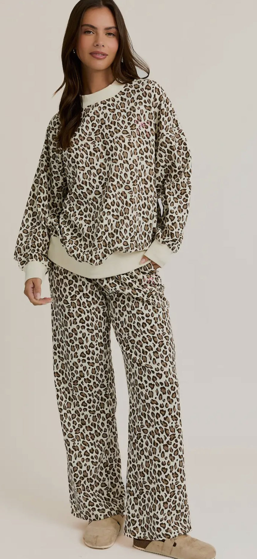 LE LIS • Long Sleeve Leopard Print Sweatshirt & Sweatpant Set