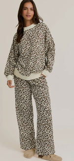 Load image into Gallery viewer, LE LIS • Long Sleeve Leopard Print Sweatshirt &amp; Sweatpant Set
