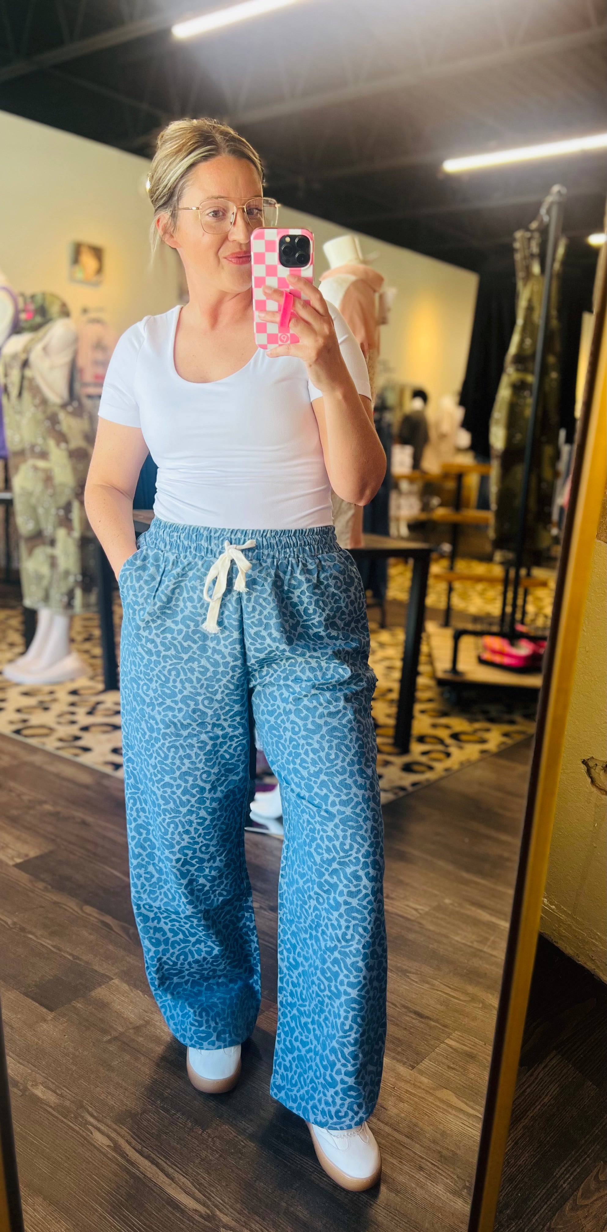 Washed Leopard Curved Side Pants