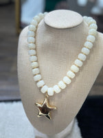 Load image into Gallery viewer, Star/Bead Necklace
