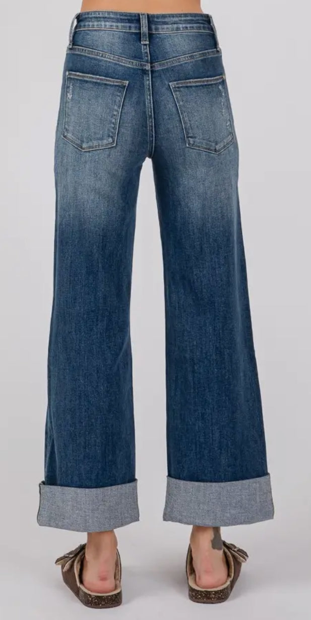 MD High Rise Loose-Straight
W/Double Cuffed Hem Jeans